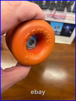 1978 Z-Groove Vintage Skateboard Wheels Jimmy Plumer. Z-Flez Zephyr Jay Adams