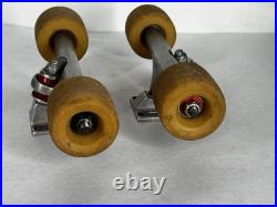 Independent Truck Company Stage IV 4 9.125 axle with Rat Bones 1984-1985