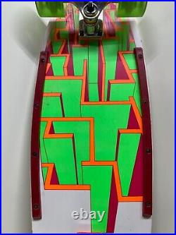 OG Mazed And Confused Complete Skateboard Florescent Green Orange Red Vintage