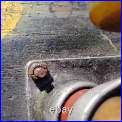 PREMIUM COLLECTOR LISTING EARLY 1970s SKATEBOARD (ORIGINAL TRUCK CO. HARDWARE)