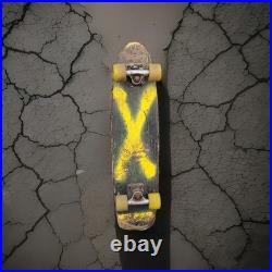 PREMIUM COLLECTOR LISTING EARLY 1970s SKATEBOARD (ORIGINAL TRUCK CO. HARDWARE)