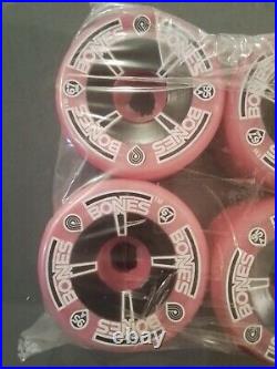 Rare Vintage NOS Powell Peralta T- Bones skateboard Wheels 67mm 95A Pink