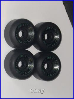 Santa Cruz OJ II Street Razor Skateboard Wheels NOS Original Vintage Black