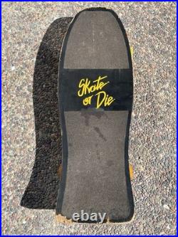VINTAGE NASH REDLINE CONCAVE BOARD SKATE OR DIE XR-2 SKULL CROSSBONES 1980's