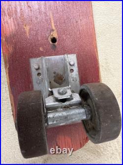 VINTAGE OFFICIAL SKEE SKATE BY TRESCO WOODEN SKATEBOARD With METAL WHEELS 18 3/4