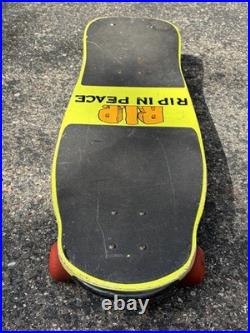 VTG Variflex Skateboard RIP Skeleton Casket Graveyard Halfpipe Retro 1980s 30