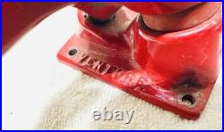 VTG Venture Red Skateboard Trucks Sixtrack White- USED