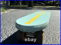 Vintage 1960s Roller Derby Mustang #15 skateboard beautiful HTF