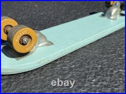 Vintage 1960s Roller Derby Mustang #15 skateboard beautiful HTF
