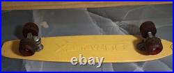 Vintage 1976 Duraflex floral Skateboard Universal Wheels Vintage 1976 Duraflex floral Skateboard Universal Wheels