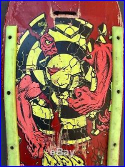 Vintage 1985 Santa Cruz Skateboards Rob Roskopp Target III OG Full-size RED DIP
