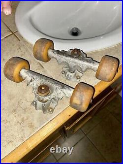 Vintage Grind King Kreper Skateboard Trucks Glow In The Dark Rare Skull