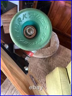 Vintage Hobie SkatePark Rider Bennett Pro Park Rider Radial 4.5. 1977 Skateboard