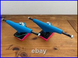 Vintage NOS Tracker 80's Sixtrack trucks tile blue pair