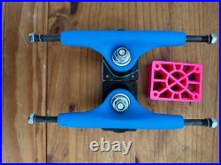 Vintage NOS Tracker 80's Sixtrack trucks tile blue pair