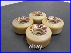 Vintage Santa Cruz Bullet 63mm 95A skateboard wheels NOS Vintage Santa Cruz Bullet 63mm 95A skateboard wheels NOS
