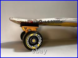 Vintage Santa Cruz Landshark Skateboard Cruiser Road Rider Wheels Bullet Trucks