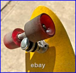 Vintage Skateboard Hobie Hustler from 1975 Power Paw loose ball wheels