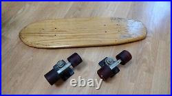 Vintage Skateboard with ACS 500 Trucks and Road Rider 2 Wheels