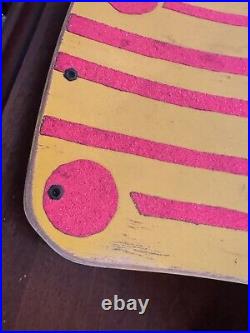 Vintage Uncle Wiggley Skateboard Designed by Dave Crabb Corona FIRST GRAPHIC Vintage Uncle Wiggley Skateboard Designed by Dave Crabb Corona FIRST GRAPHIC