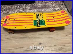 Vintage Uncle Wiggley Skateboard Designed by Dave Crabb Corona FIRST GRAPHIC Vintage Uncle Wiggley Skateboard Designed by Dave Crabb Corona FIRST GRAPHIC