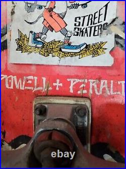 Vintage skateboard OG Powell Peralta rat bones 1985
